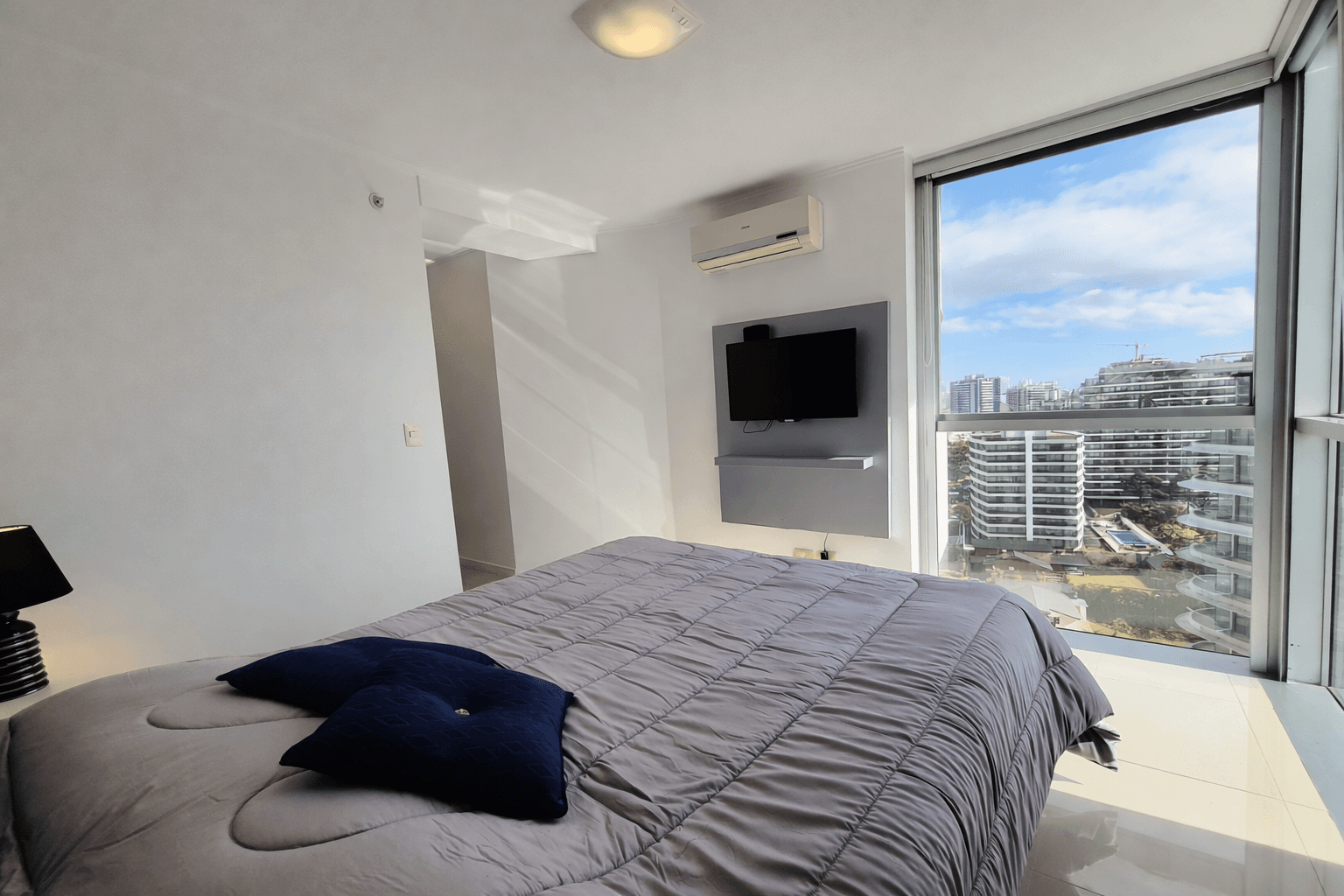 Torre Wind | Vista | Piscina climatizada & Spa